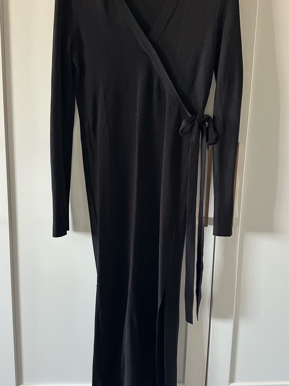 RUDSAK Black Wrap Long-Sleeve Maxi Dress